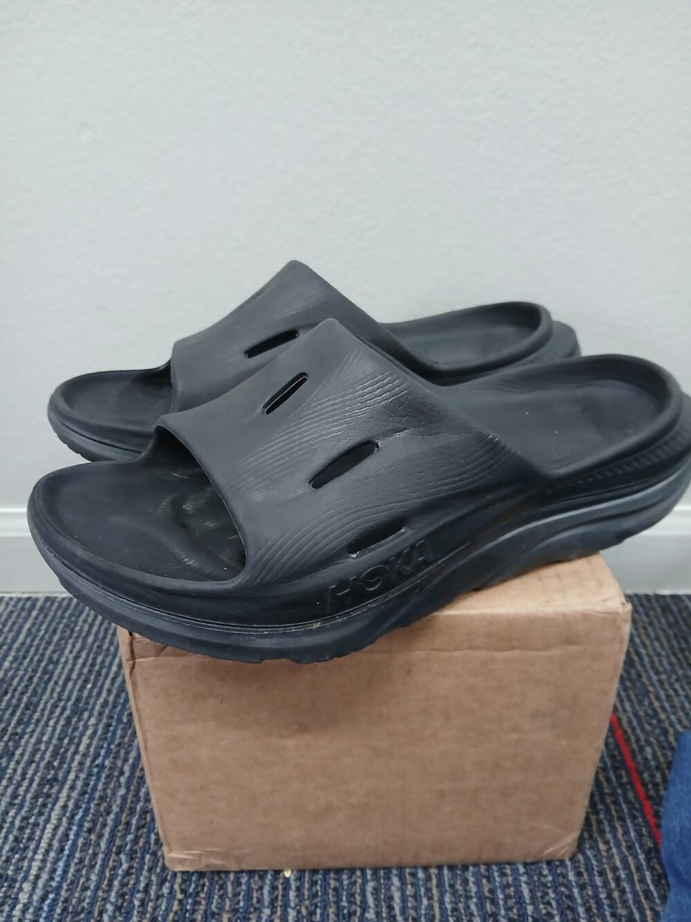 HOKA Ora Recovery Slide 3 Black men's 9 womens 11